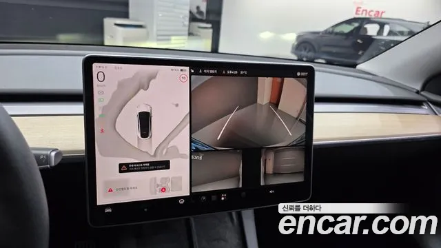 Tesla Model Y — Фото автомобиля 21