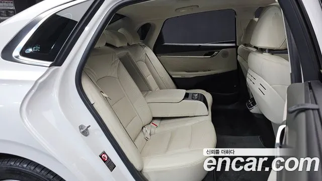 Hyundai Grandeur Grandeur (New) Hybrid — Фото автомобиля 11