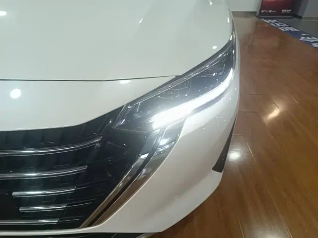 Nissan Sylphy — Фото автомобиля 23