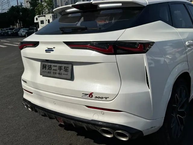 Changan Z6 — Фото автомобиля 25