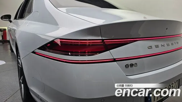 Genesis G90 Бензин 3.5 турбо AWD — Фото автомобиля 23