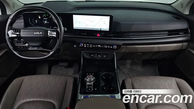 Kia Carnival Generation 4 — Фото автомобиля 7