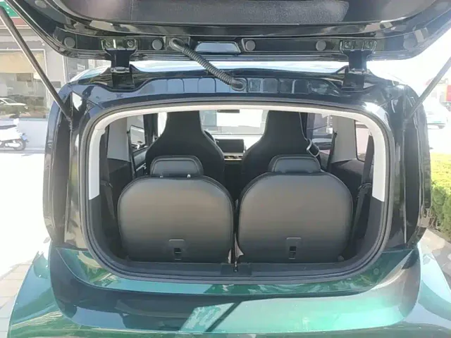 Baojun KiWi EV — Фото автомобиля 18