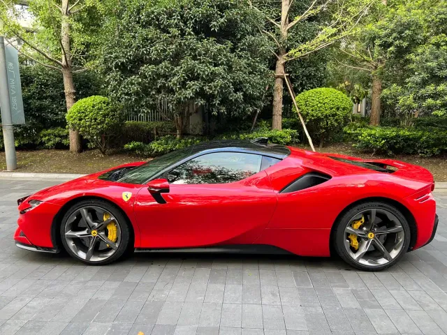 Ferrari SF90 — Фото автомобиля 4