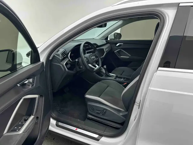 Audi Q3 — Фото автомобиля 9