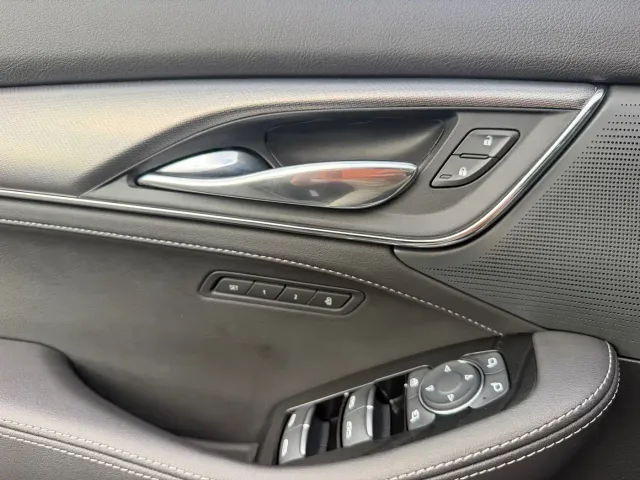 Cadillac CT5 — Фото автомобиля 19