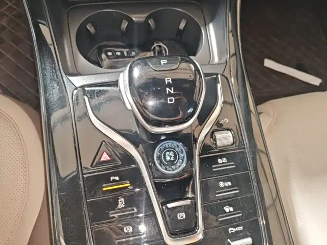 BYD Qin PLUS — Фото автомобиля 13