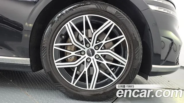 Genesis G90 RS4 — Фото автомобиля 6