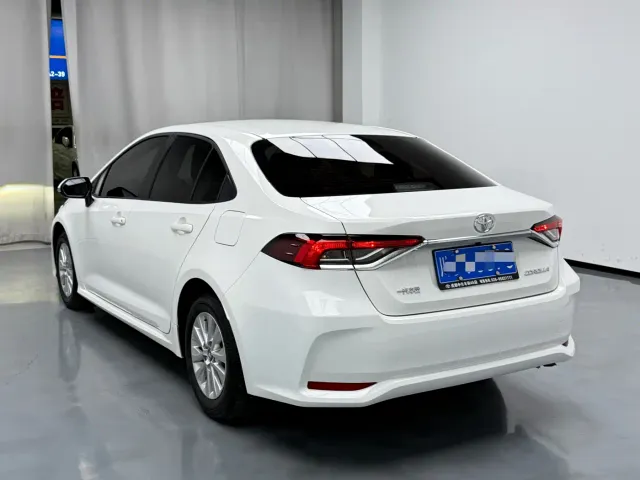 Toyota Corolla — Фото автомобиля 15