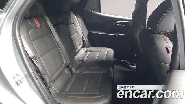 ChevroletGMDaewoo Trax Trax Кроссовер — Фото автомобиля 11