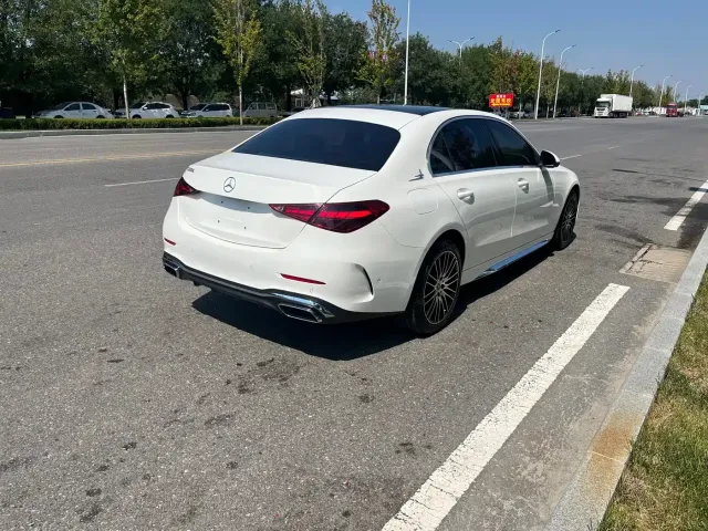 Mercedes-Benz C-Class — Фото автомобиля 20