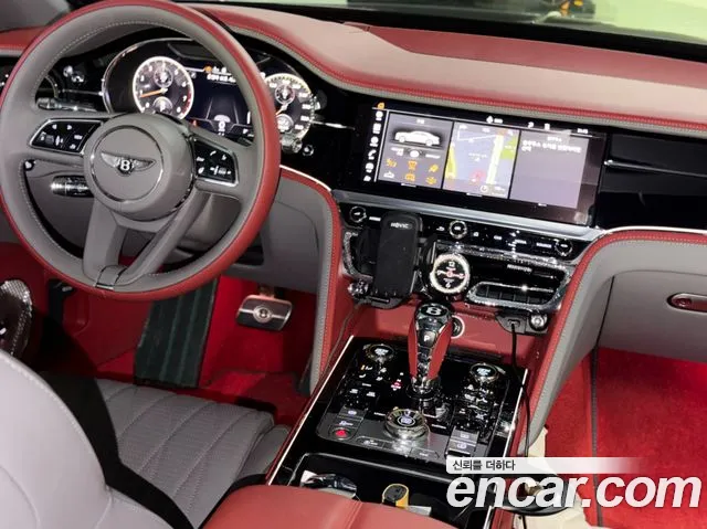 Bentley Flying Spur Generation 3 — Фото автомобиля 12