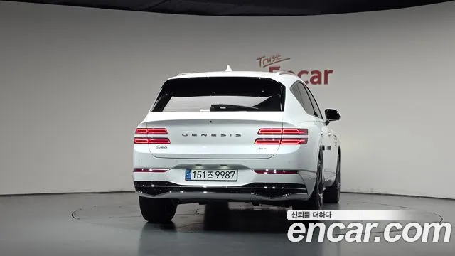 Genesis GV80 — Фото автомобиля 3