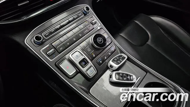 Hyundai Santa Fe New — Фото автомобиля 12