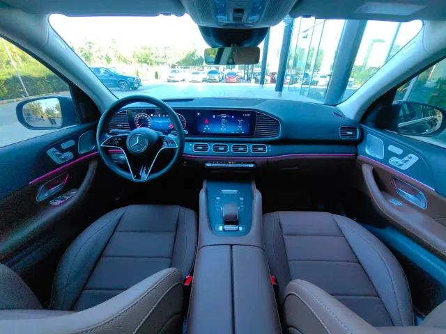 Mercedes-Benz GLE-Class — Фото автомобиля 10