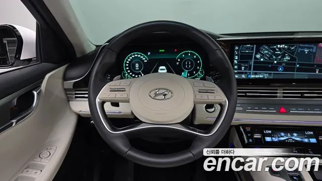 Hyundai Grandeur Новый Grandeur IG — Фото автомобиля 12