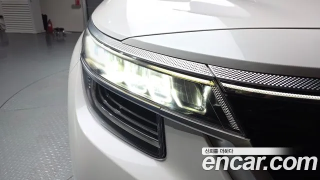 Kia Seltos Seltos Бензин 1.6 турбо 2WD — Фото автомобиля 22