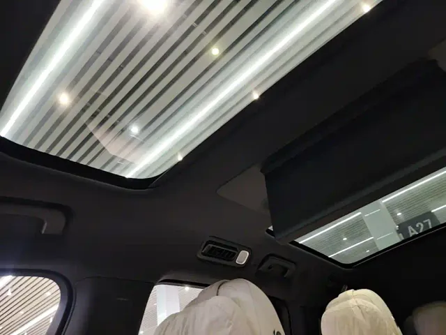 Li Auto L8 — Фото автомобиля 17