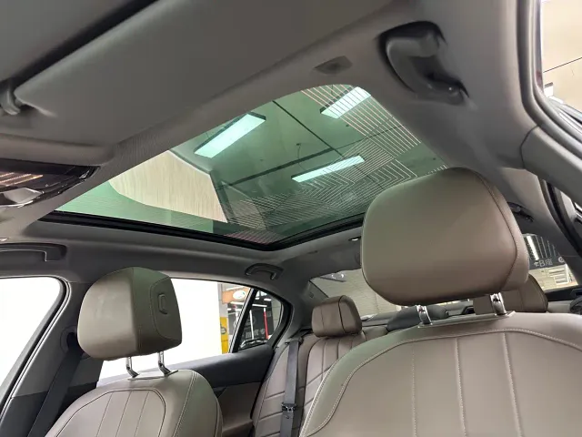 BMW 5 Series — Фото автомобиля 29