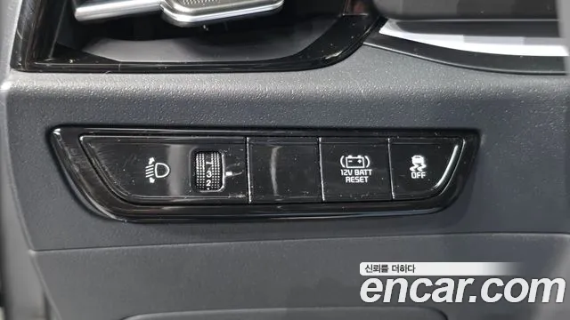 Kia Niro The All New — Фото автомобиля 13