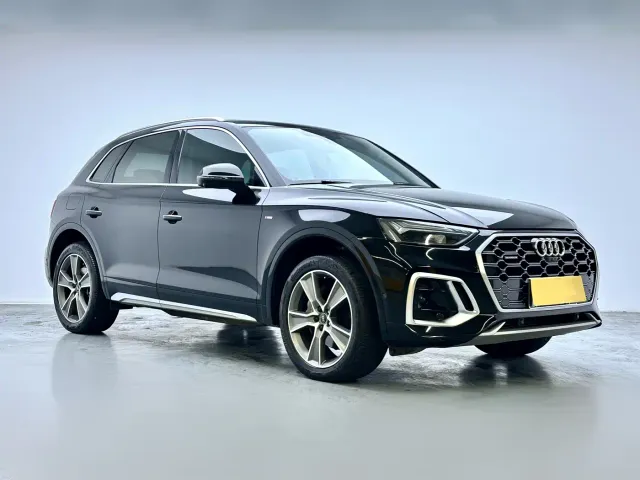 Audi Q5L — Фото автомобиля 3