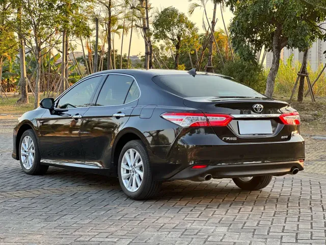 Toyota Camry — Фото автомобиля 8