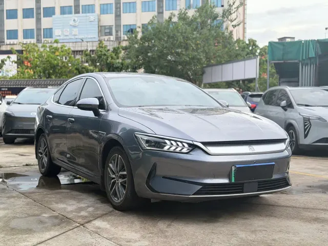 BYD Qin PLUS — Фото автомобиля 3