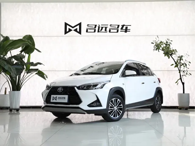 Фотография автомобиля — Toyota YARiS L Zhi Xuan