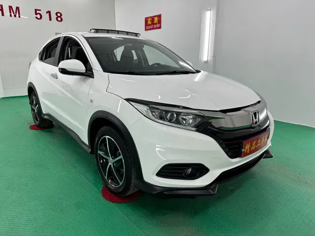 Honda Vezel — Фото автомобиля 3