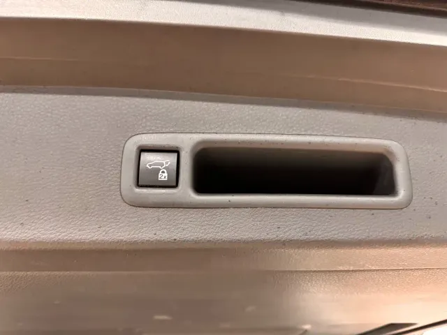 Toyota Granvia — Фото автомобиля 21