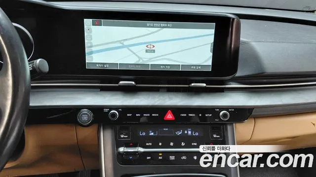 Kia Carnival Generation 4 — Фото автомобиля 20
