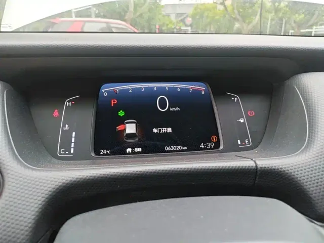 Honda Fit — Фото автомобиля 11