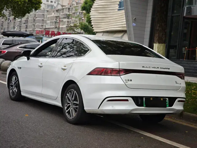BYD Qin PLUS — Фото автомобиля 6