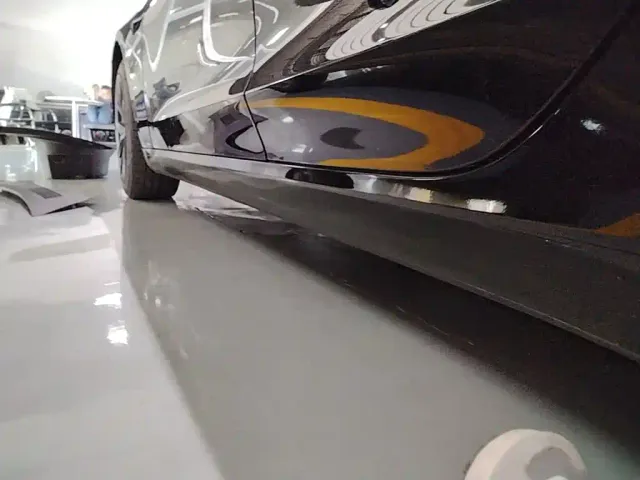 Tesla Model 3 — Фото автомобиля 21