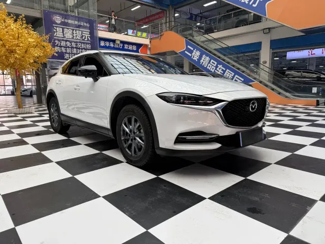 Mazda CX-4 — Фото автомобиля 3