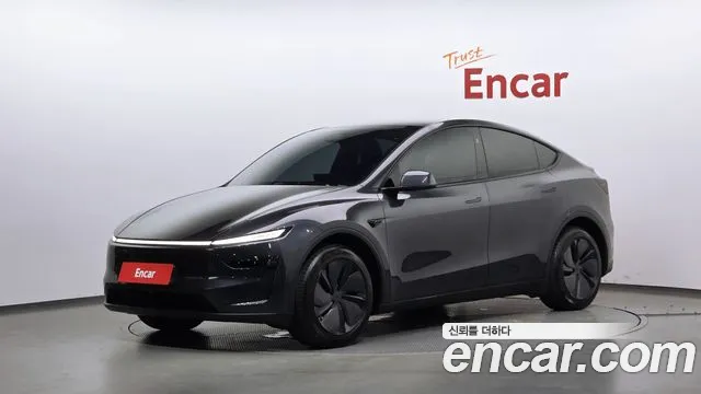 Фотография автомобиля — Tesla Model Y