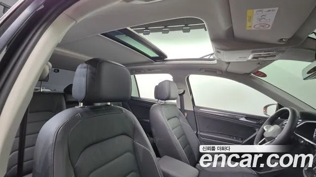 Volkswagen Tiguan Tiguan 2 поколение 2.0 TDI Prestige — Фото автомобиля 17