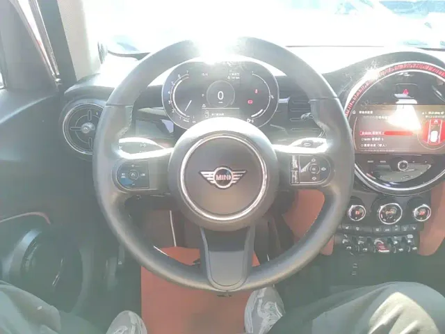 MINI Hatch — Фото автомобиля 10
