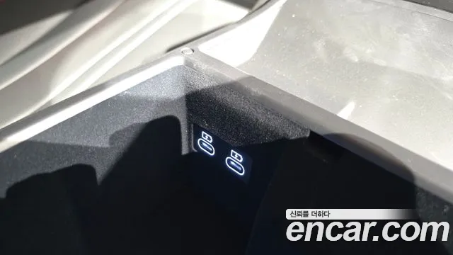Genesis G80 Бензин 2.5 турбо AWD — Фото автомобиля 26