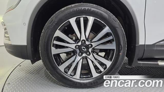 Renault-KoreaSamsung QM6 Новый QM6 2.0 GDe Première 2WD — Фото автомобиля 5