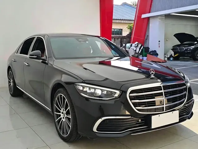 Mercedes-Benz S-Class — Фото автомобиля 4