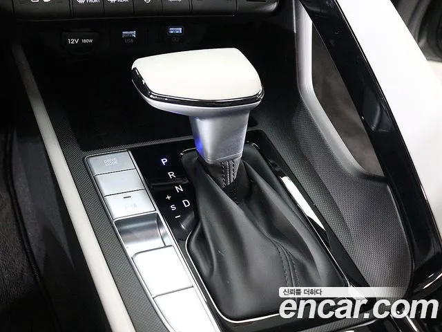 Hyundai Avante — Фото автомобиля 8