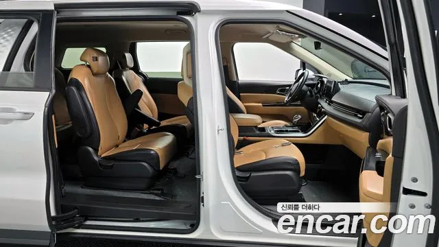 Kia Canival Carnival 4 поколение Дизель 9 мест Prestige — Фото автомобиля 10