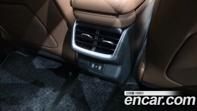 Hyundai Grandeur GN7 — Фото автомобиля 30