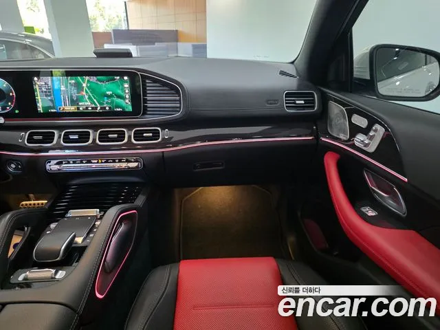 Mercedes-Benz GLE-Class — Фото автомобиля 12