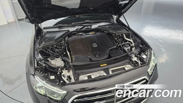 Mercedes-Benz E-Class W214 — Фото автомобиля 9