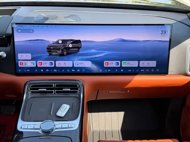 Geely Galaxy M9 — Фото автомобиля 13