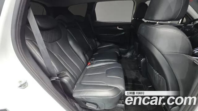 Hyundai Santa Fe Santa Fe (New) — Фото автомобиля 19