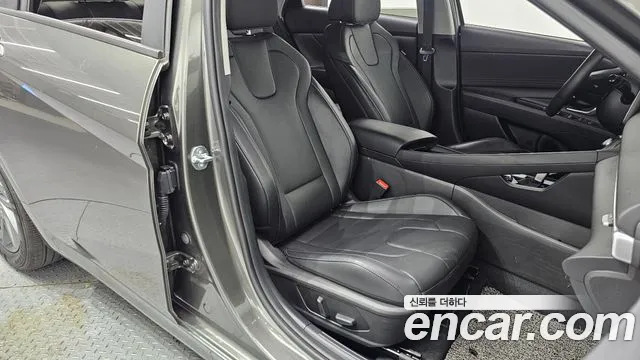 Hyundai AVANTE Новый Avante (CN7) — Фото автомобиля 11