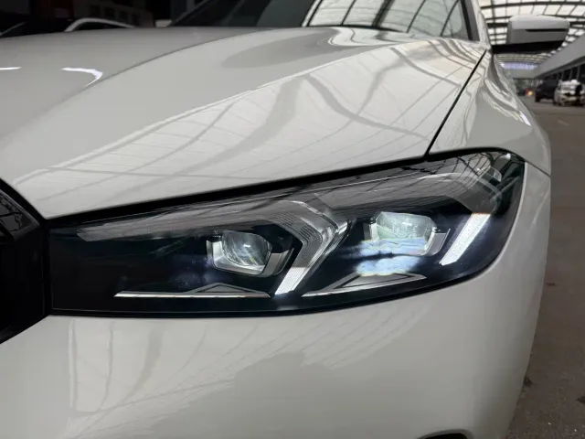 BMW 3 Series — Фото автомобиля 4